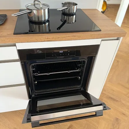 Moderne Grosszuegige Dachgeschosswohnung In An Den Ravensbergen 포츠담