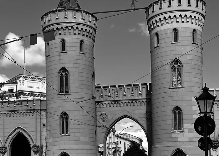 Moderne Großzügige Dachgeschosswohnung In An Den Ravensbergen * Potsdam